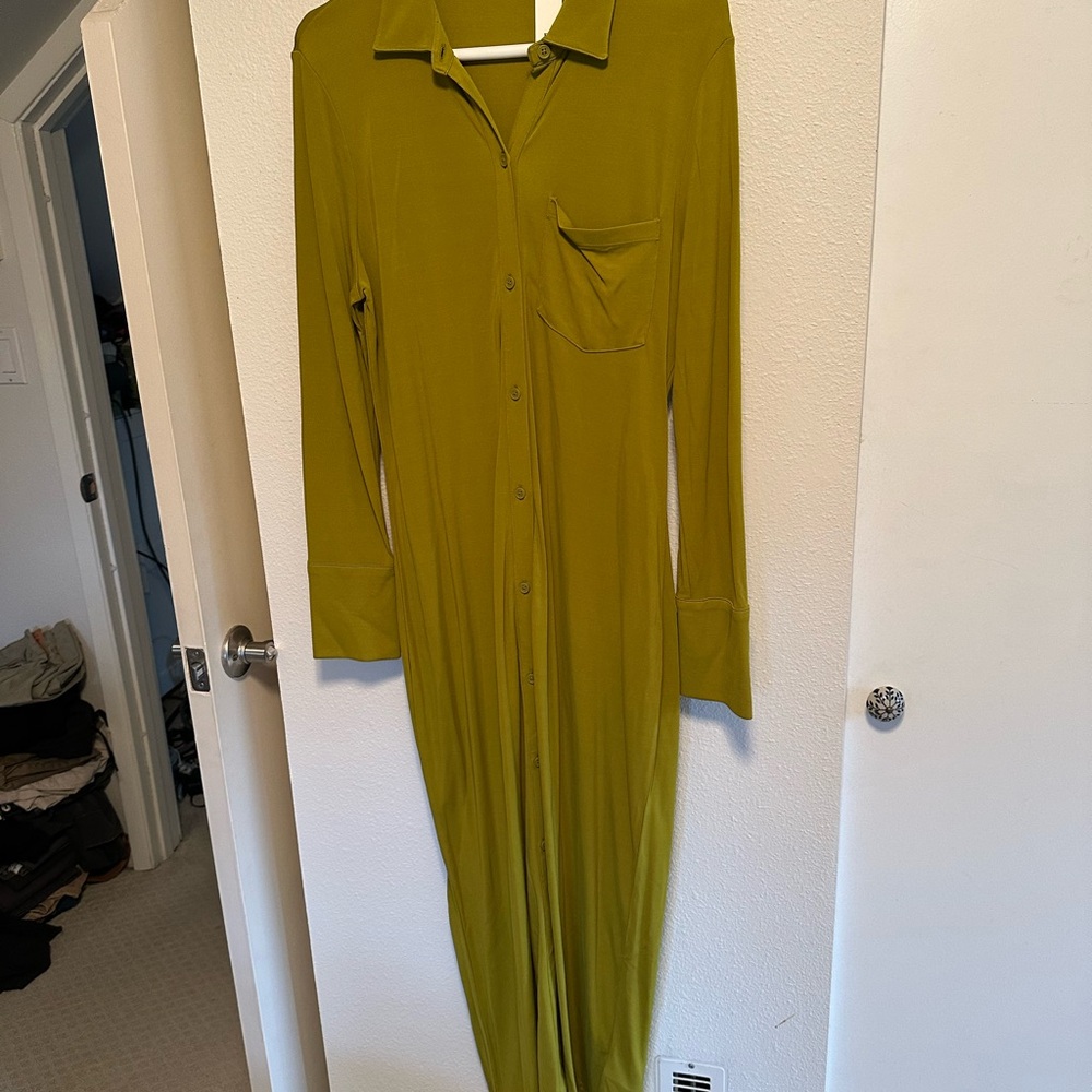 NWT Banana Republic Chartreuse Jersey Shirt Dress, Size L - Picture 4 of 5